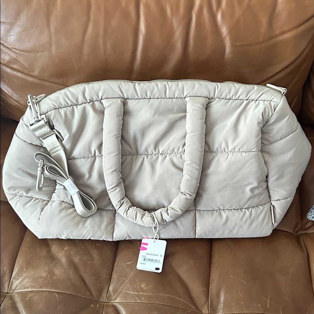 MYTAGALONGS The Cloud Duffle in Creme - Picture 9 of 9